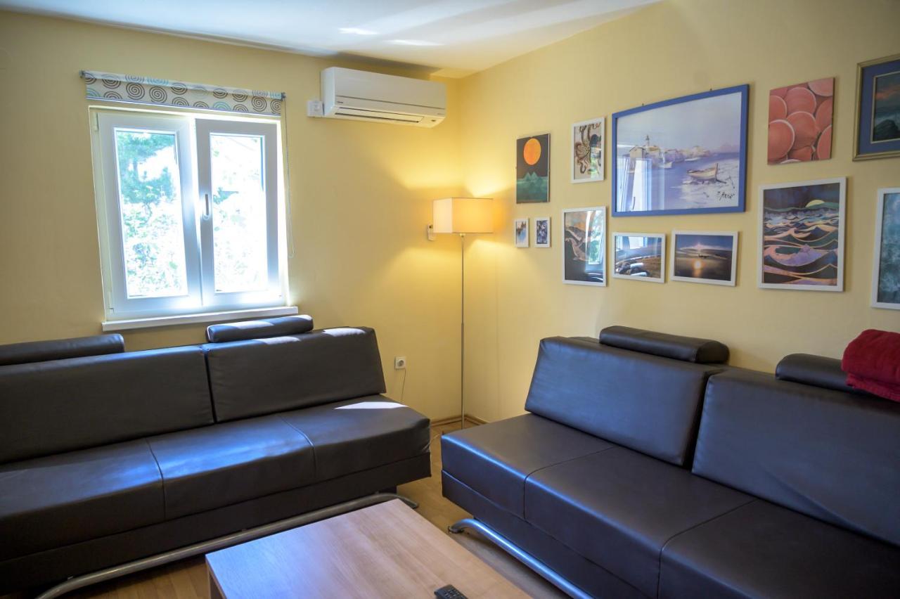 Beachfront House Ivana With Pool - Renovated 2025 Чезарица Экстерьер фото